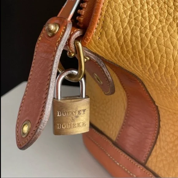 Dooney and Bourke Palomino Leather Norfolk Travel Luggage Bag Carry On - Picture 8 of 16